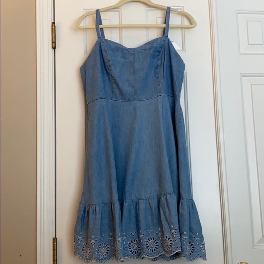 Old Navy Chambray Spaghetti Strap Dress